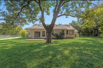 5 bdrm house