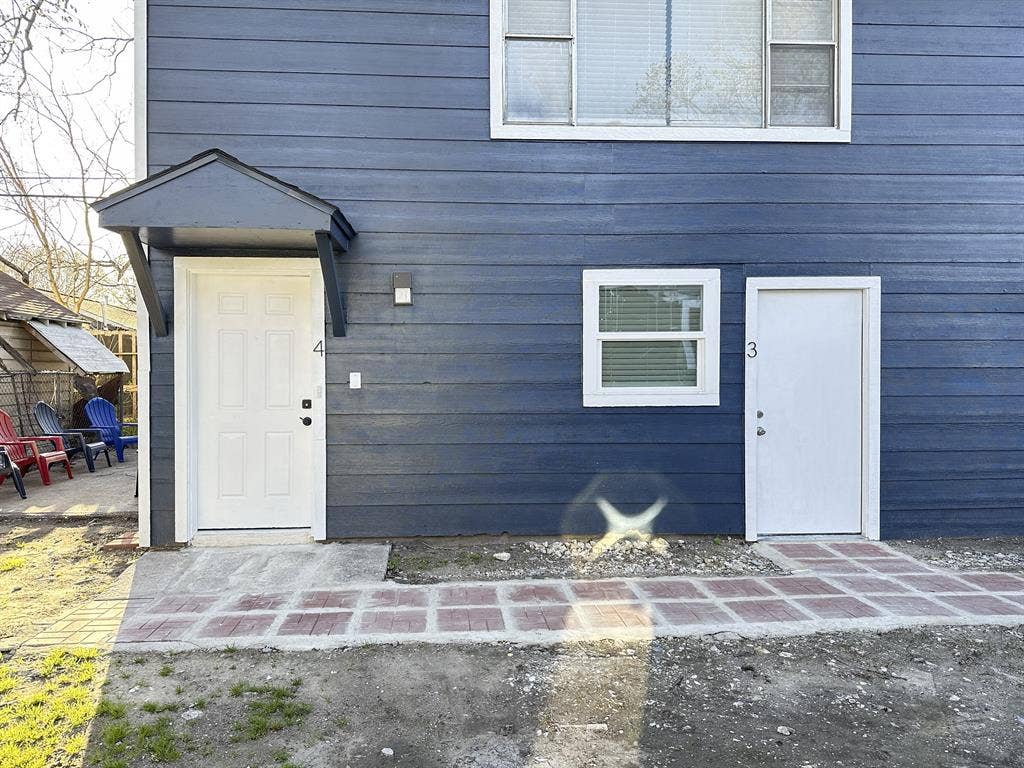 3 BR in Houston