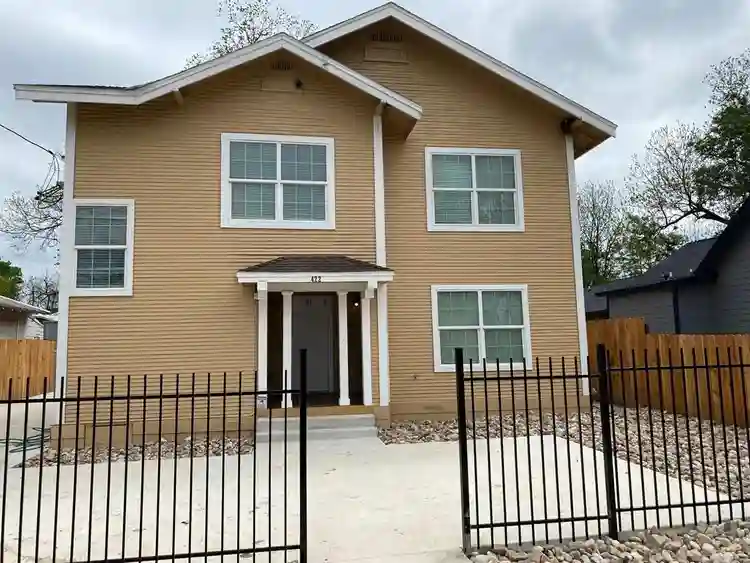 2 BR in San Antonio