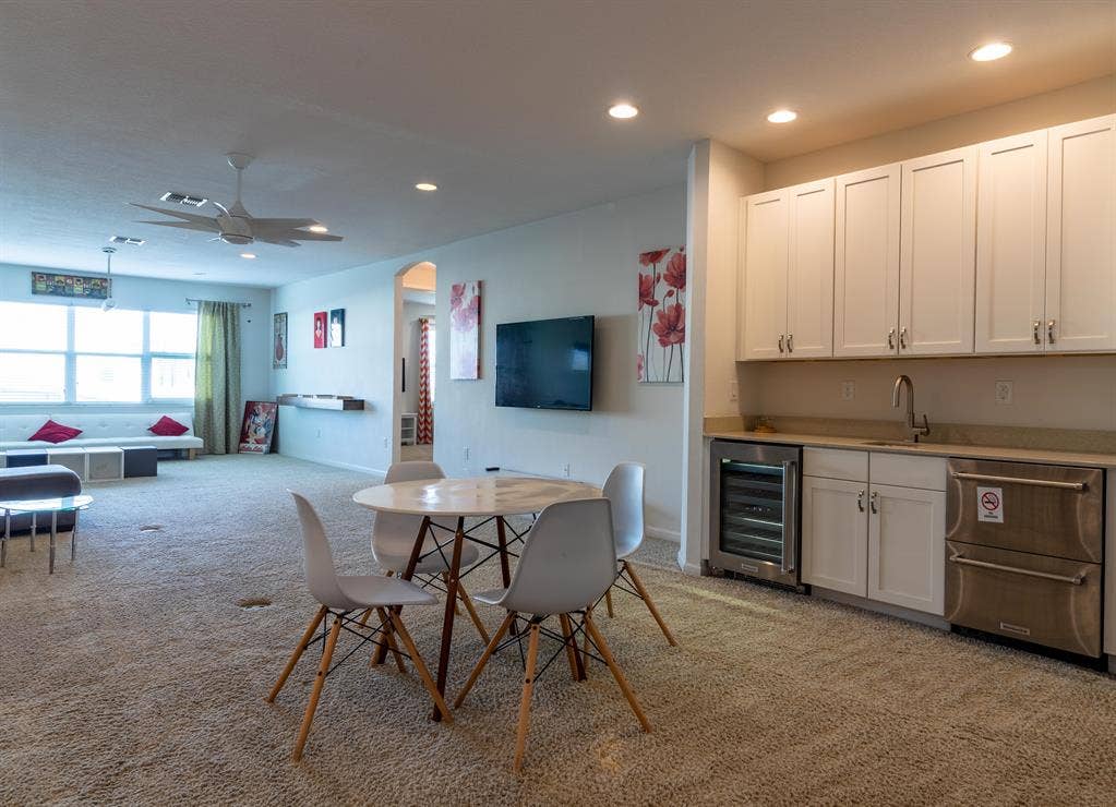 13 BR in Kissimmee