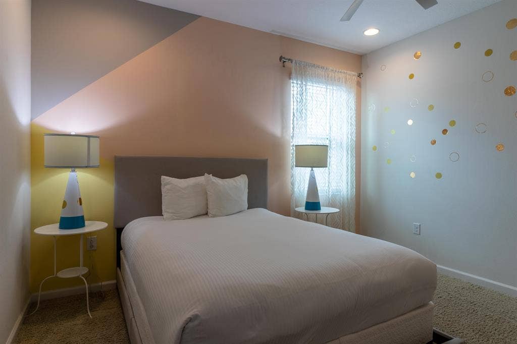13 BR in Kissimmee
