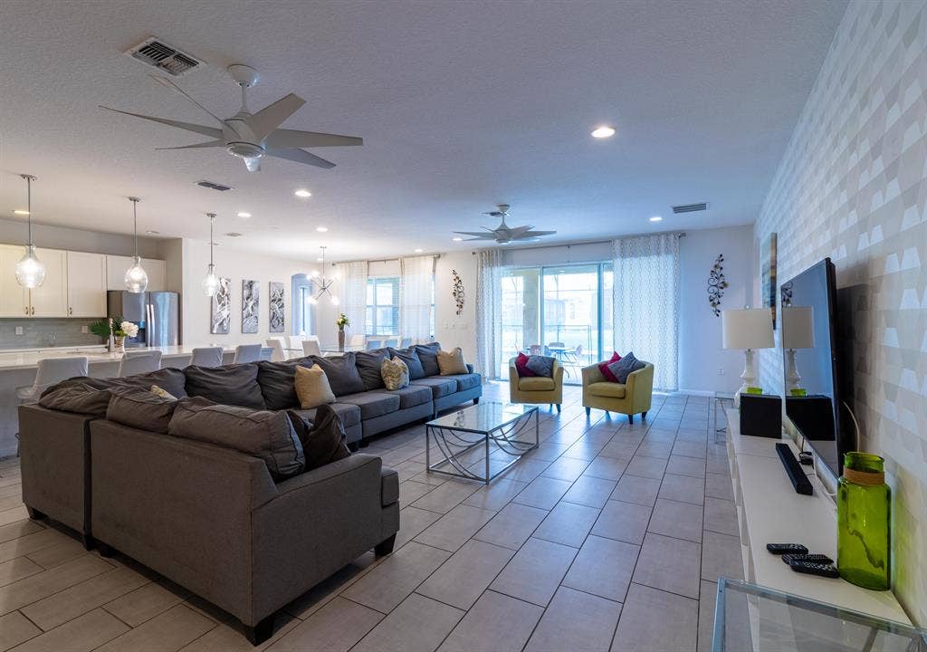 13 BR in Kissimmee