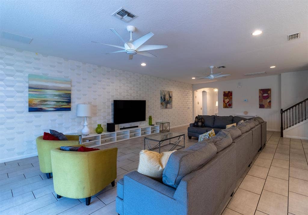 13 BR in Kissimmee