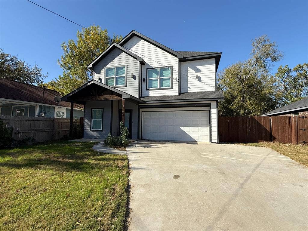 8 BR in Fort Worth