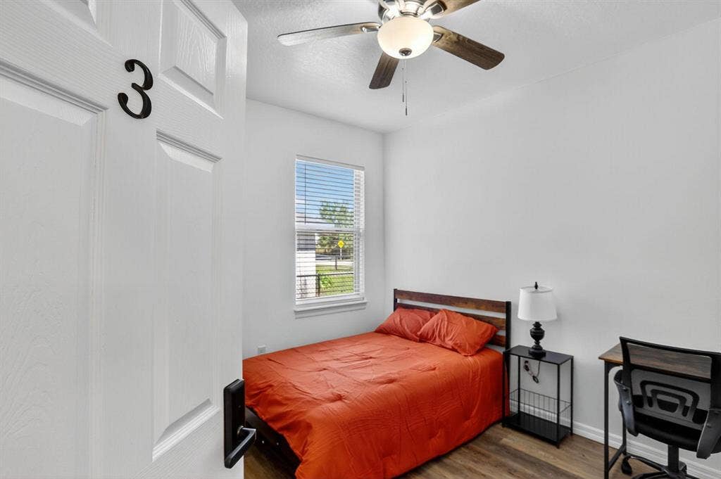 4 BR in Oviedo