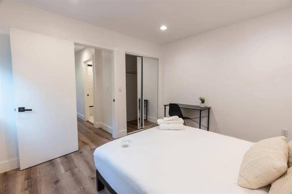 5 BR in Los Angeles