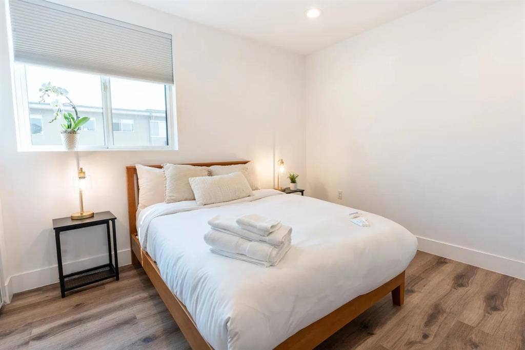 5 BR in Los Angeles