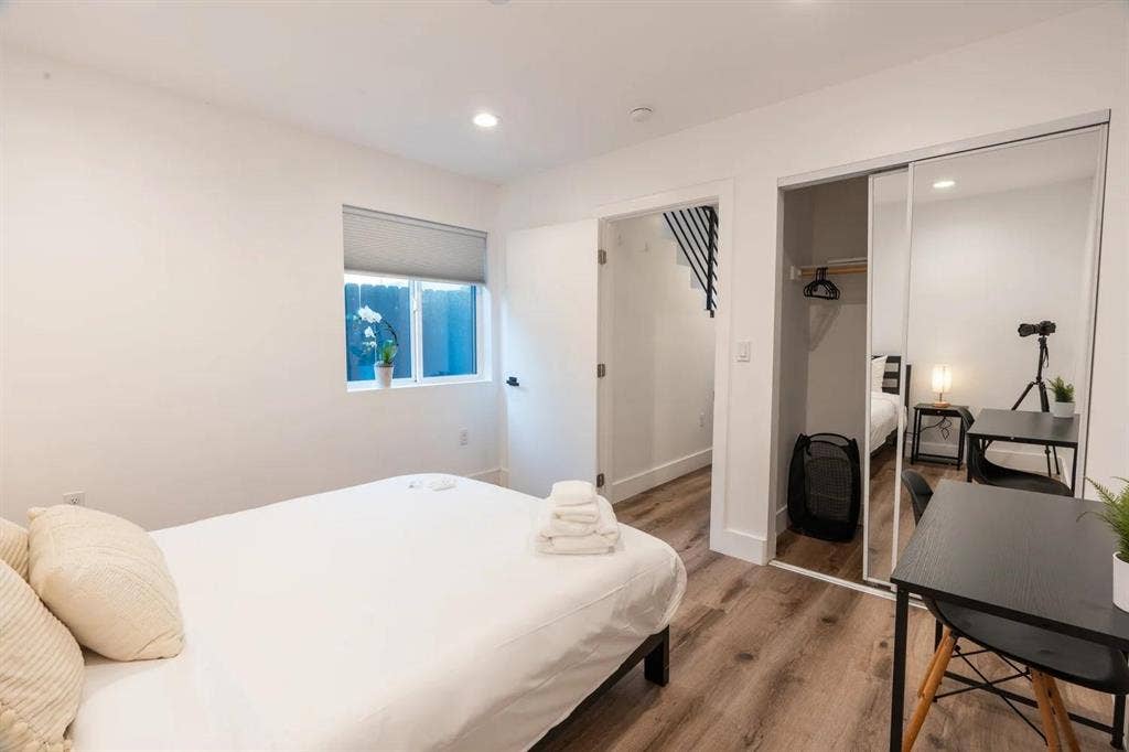 5 BR in Los Angeles