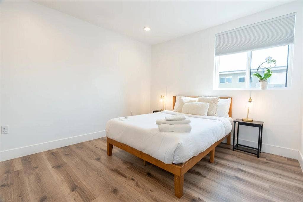 5 BR in Los Angeles