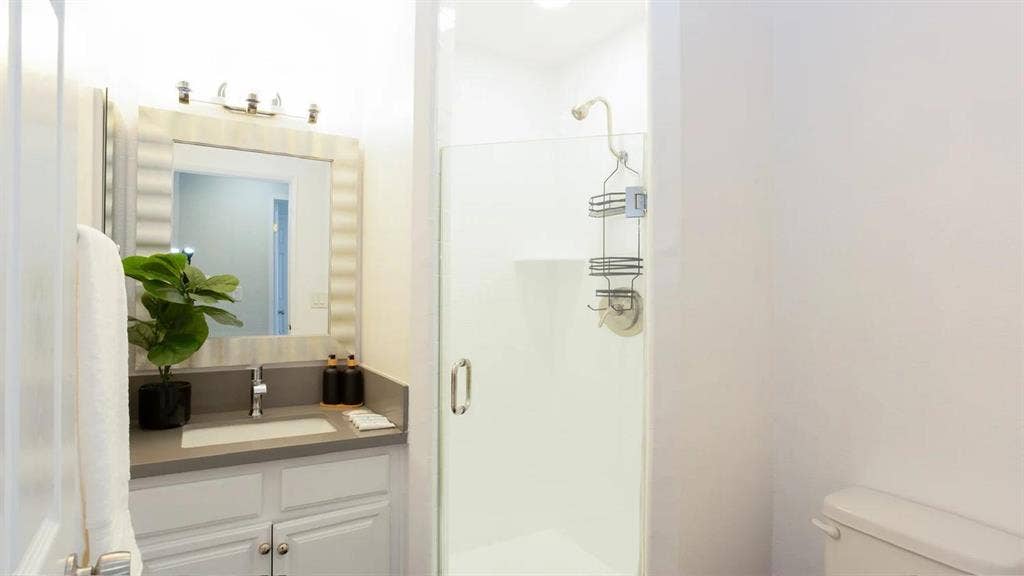 3 BR in Los Angeles