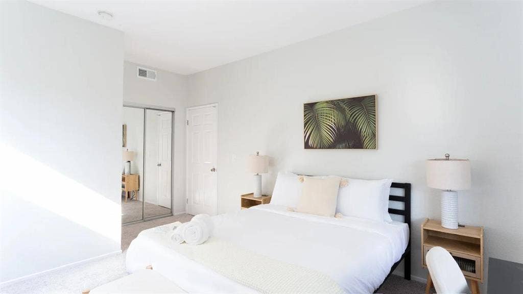 3 BR in Los Angeles