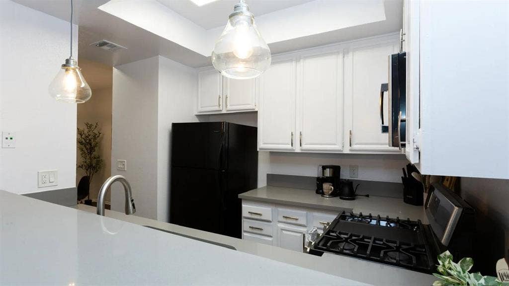3 BR in Los Angeles