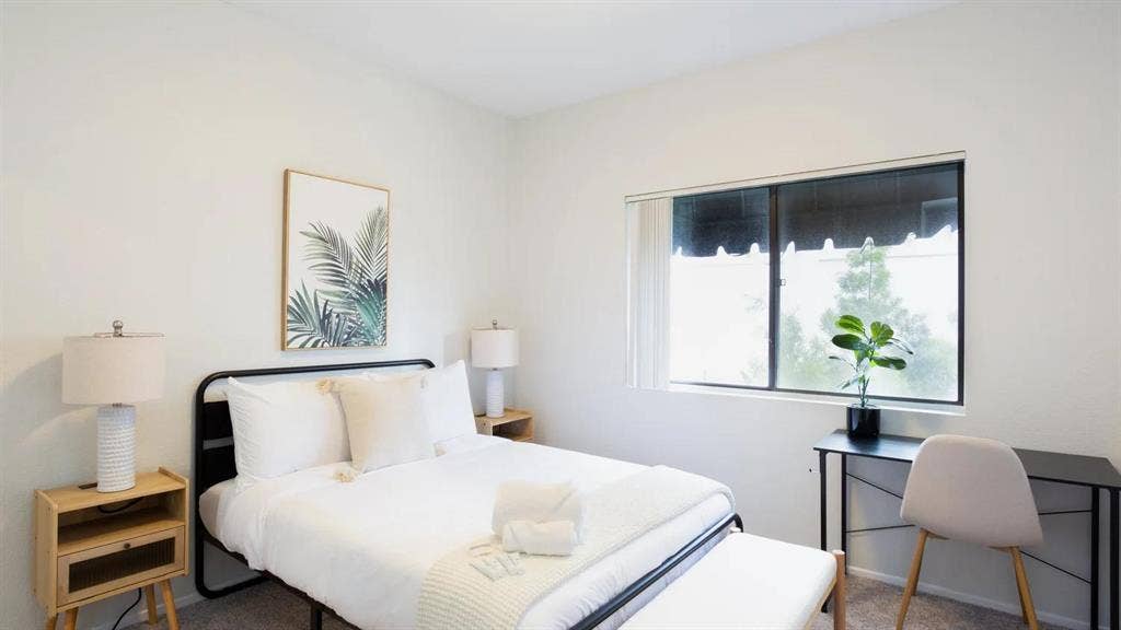 3 BR in Los Angeles