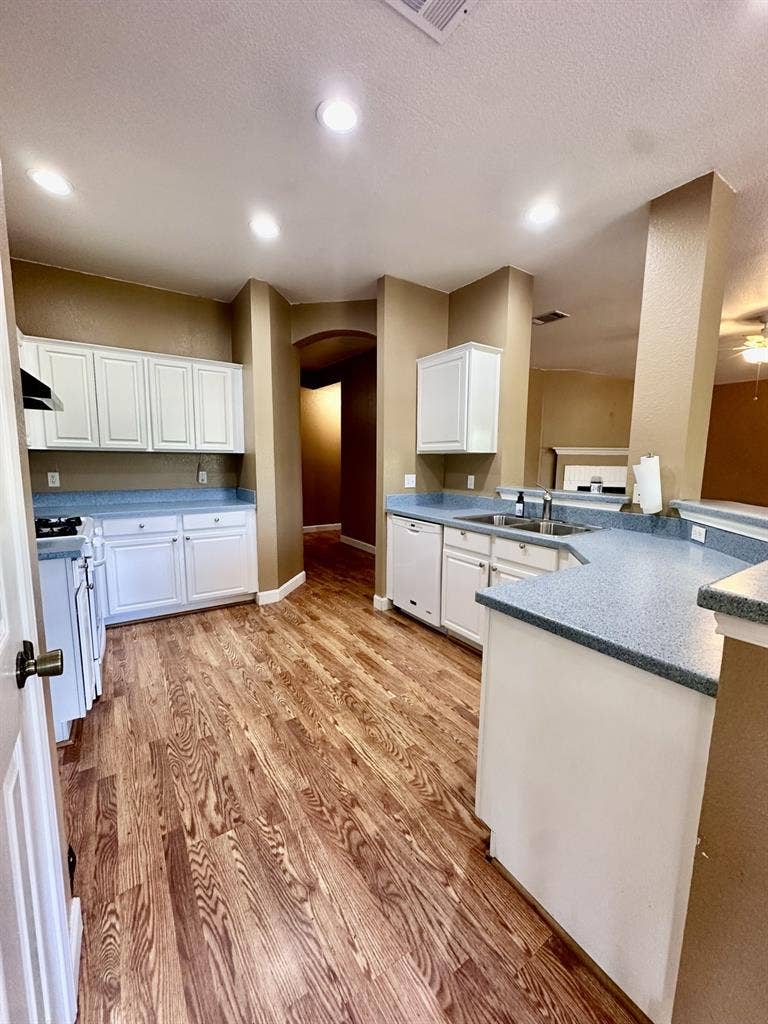 Private Room - All bills included