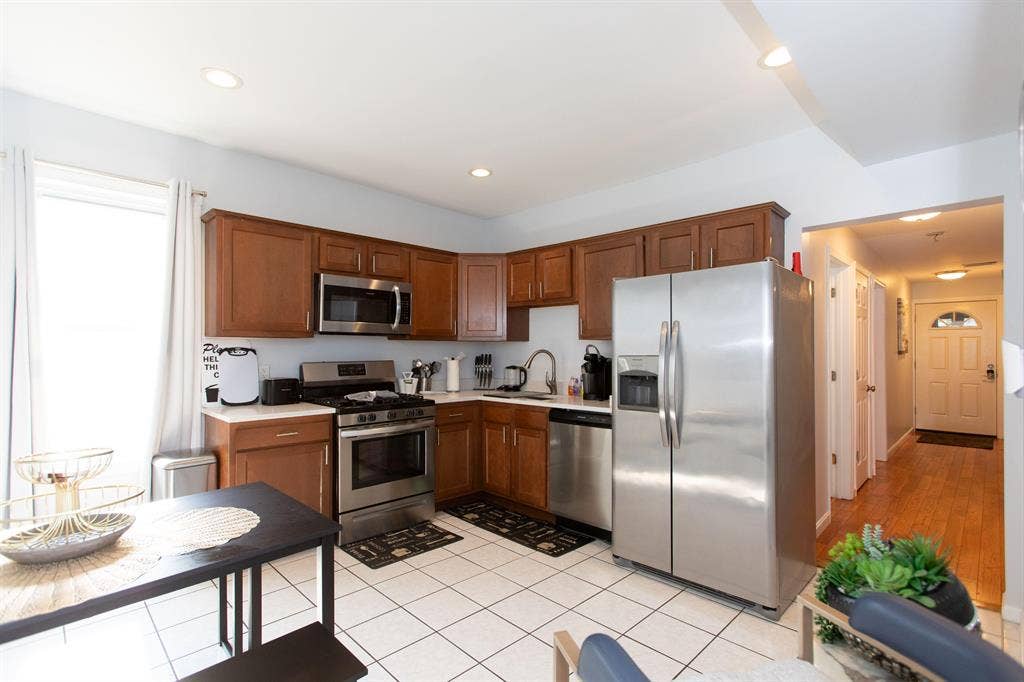5 BR in Boston