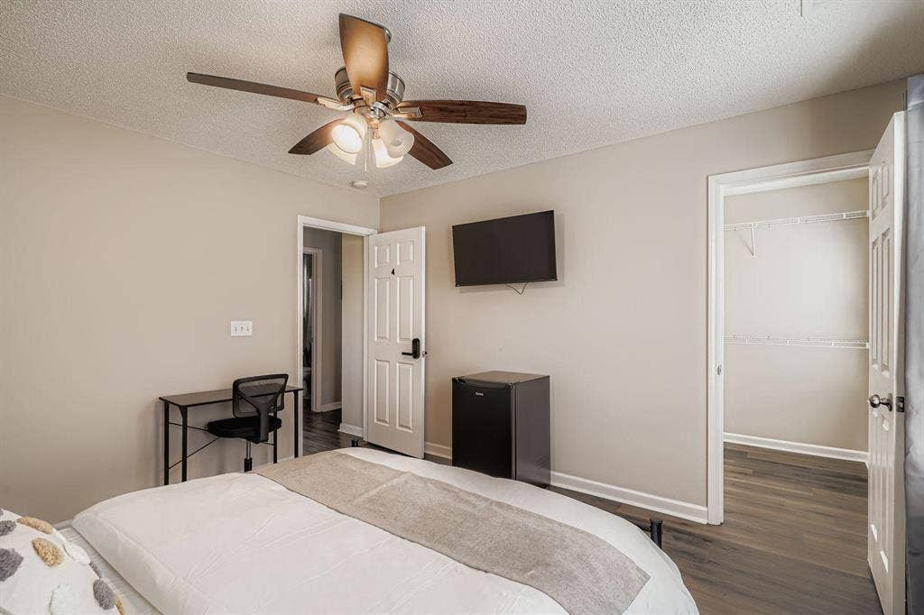 6 BR in Charlotte