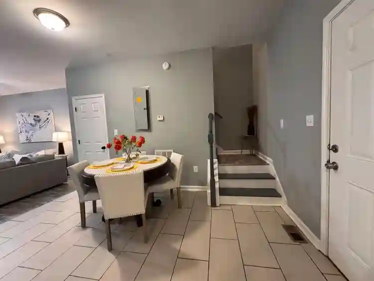 4 BR in Atlanta