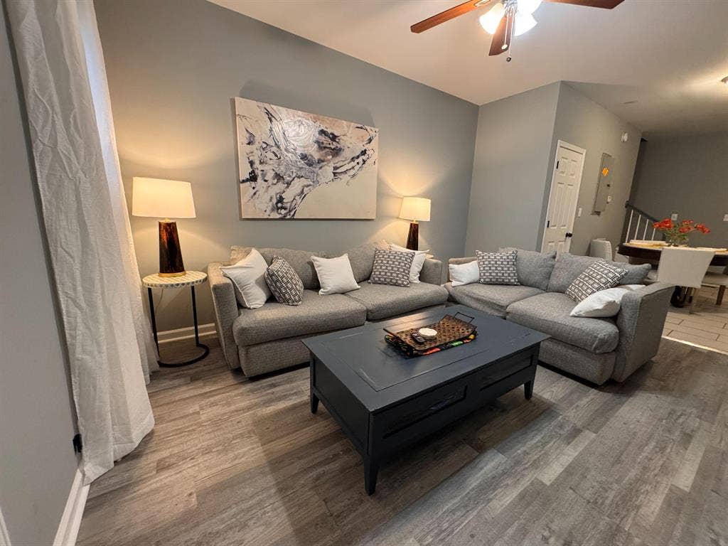 4 BR in Atlanta