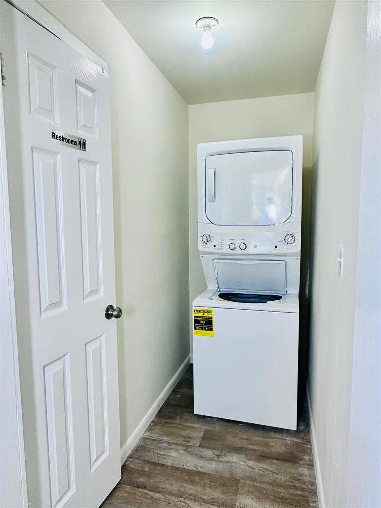 6 BR in Jacksonville