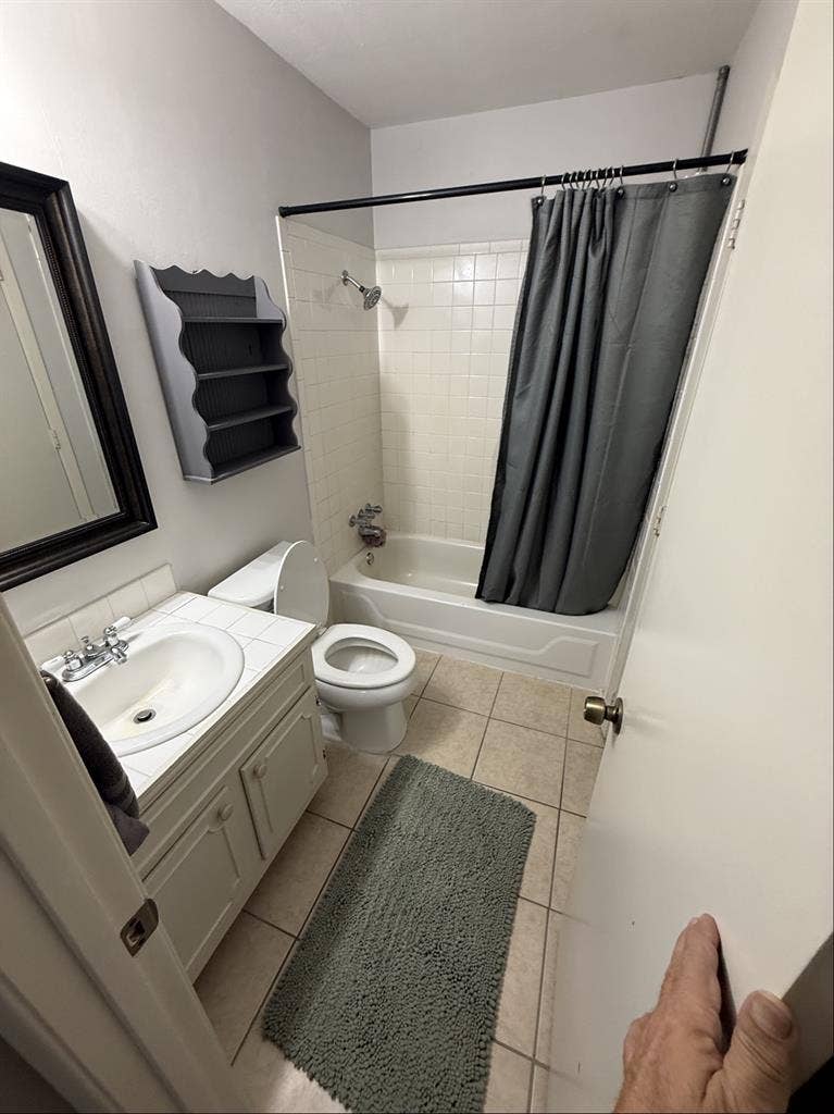 Townhouse  in Brandon