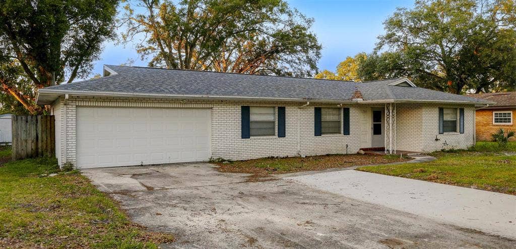 7 BR in Lakeland