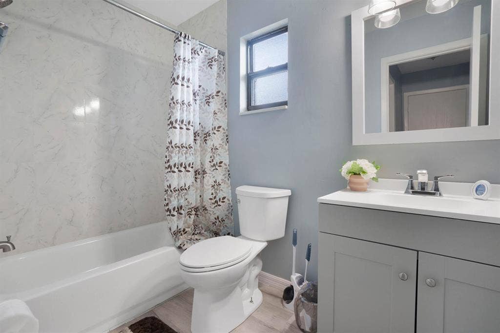 5 BR in Orlando