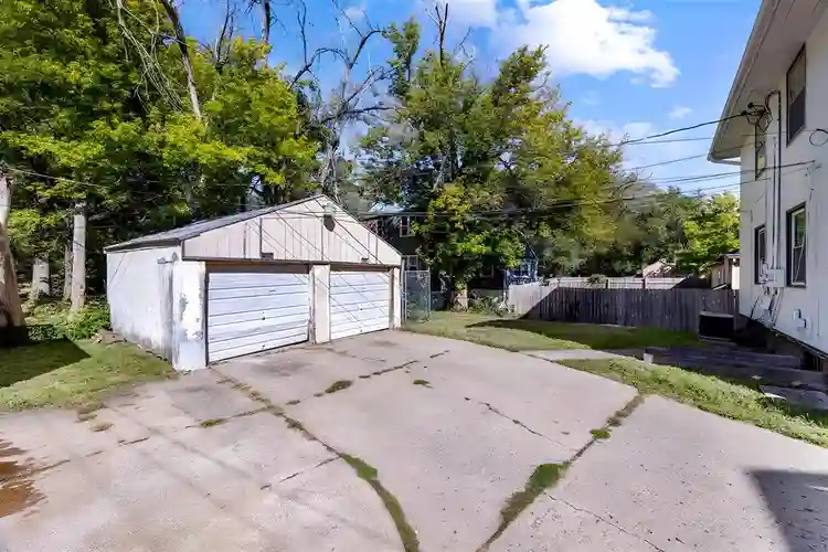 8 BR in Kansas City