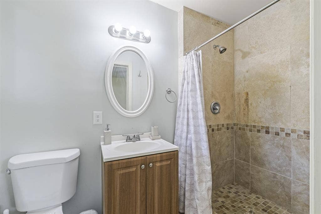 10 BR in Jacksonville