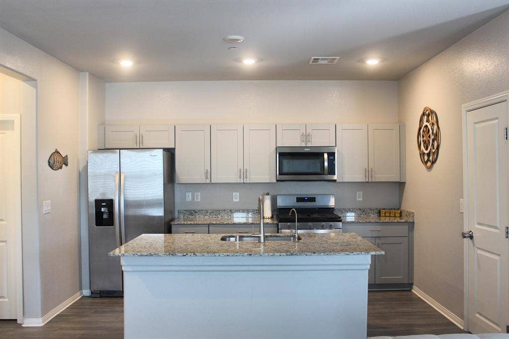 4 BR in Henderson