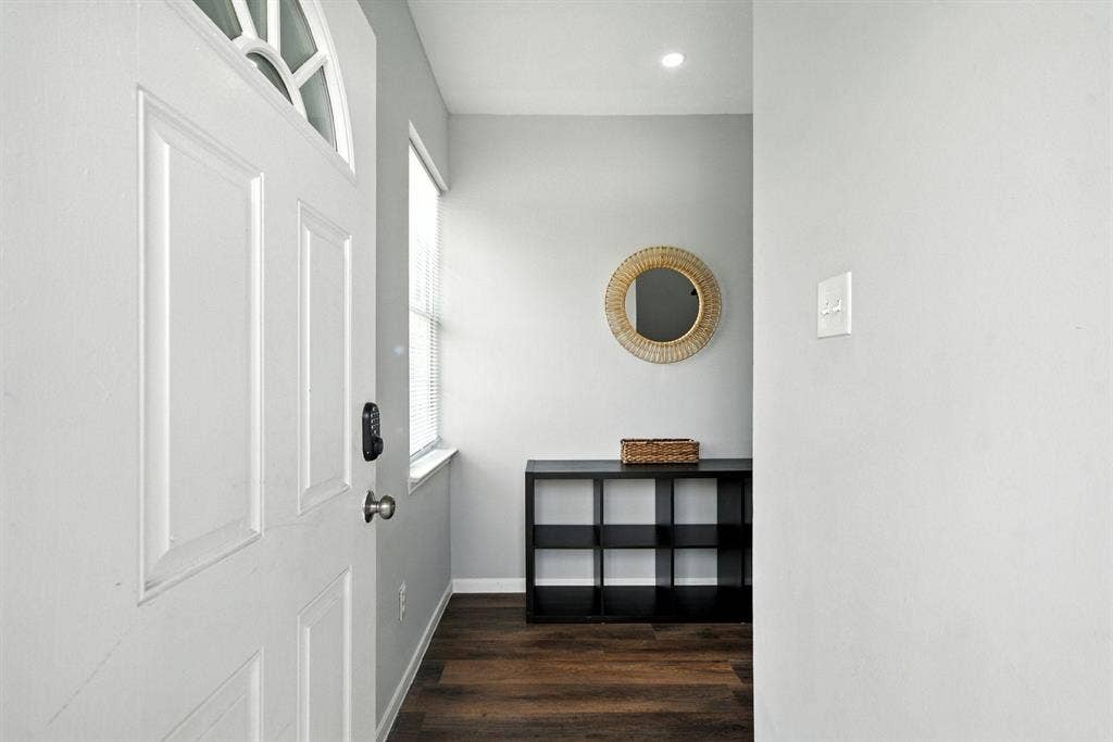 3 BR in Houston