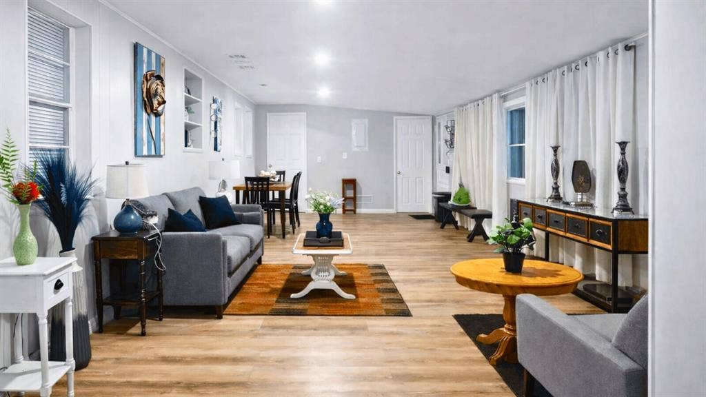 5 BR in Jacksonville