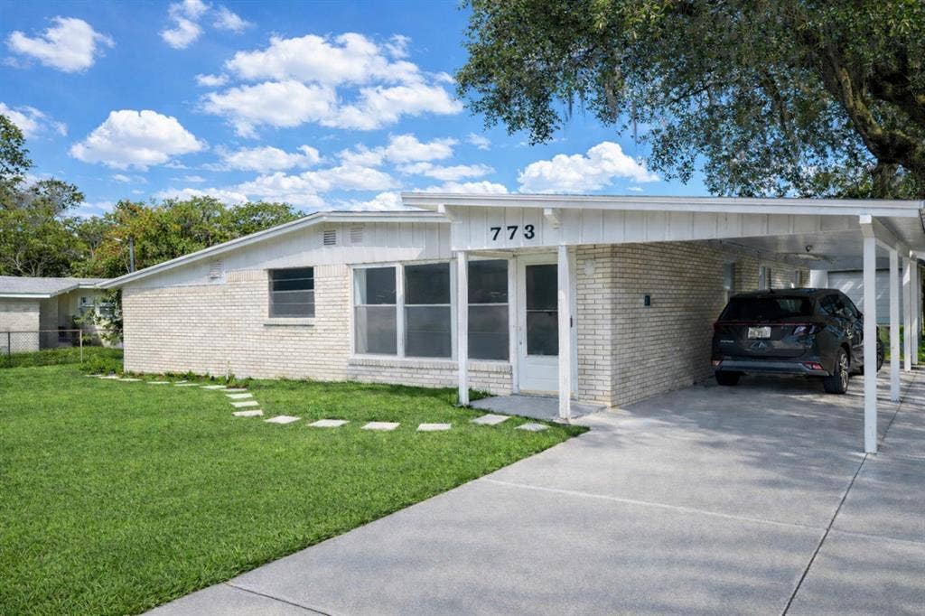 5 BR in Jacksonville