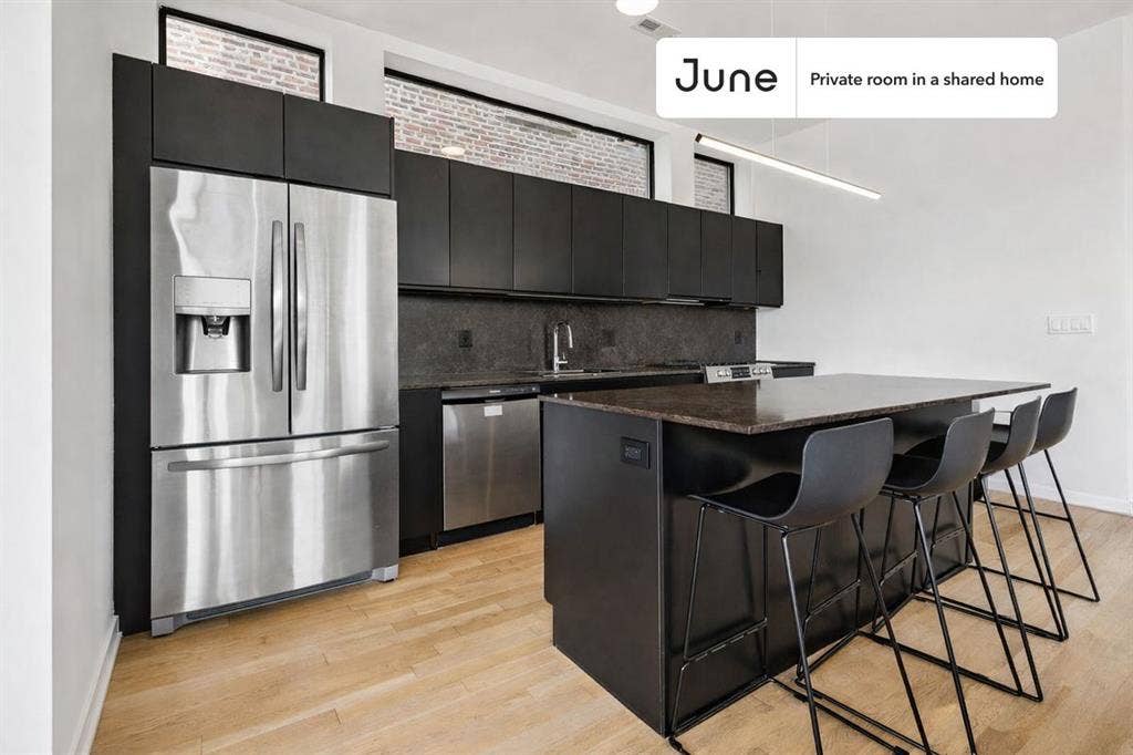4 BR in Chicago