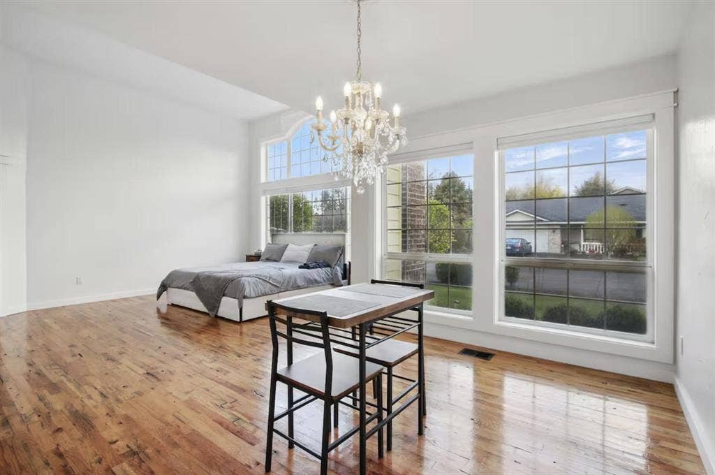 6 BR in Vancouver