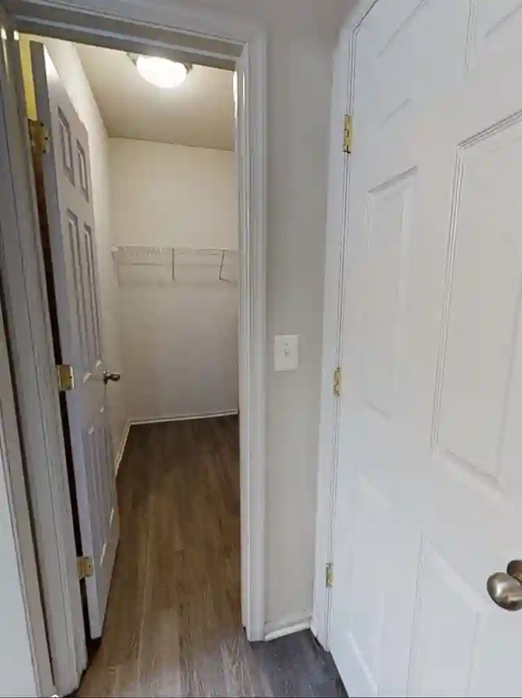 Master Bedroom and Private Bathroom