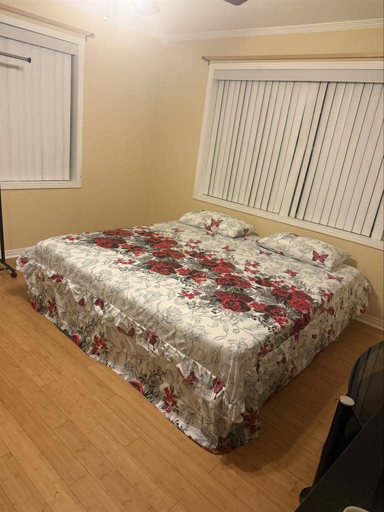 Furnished room for rent!