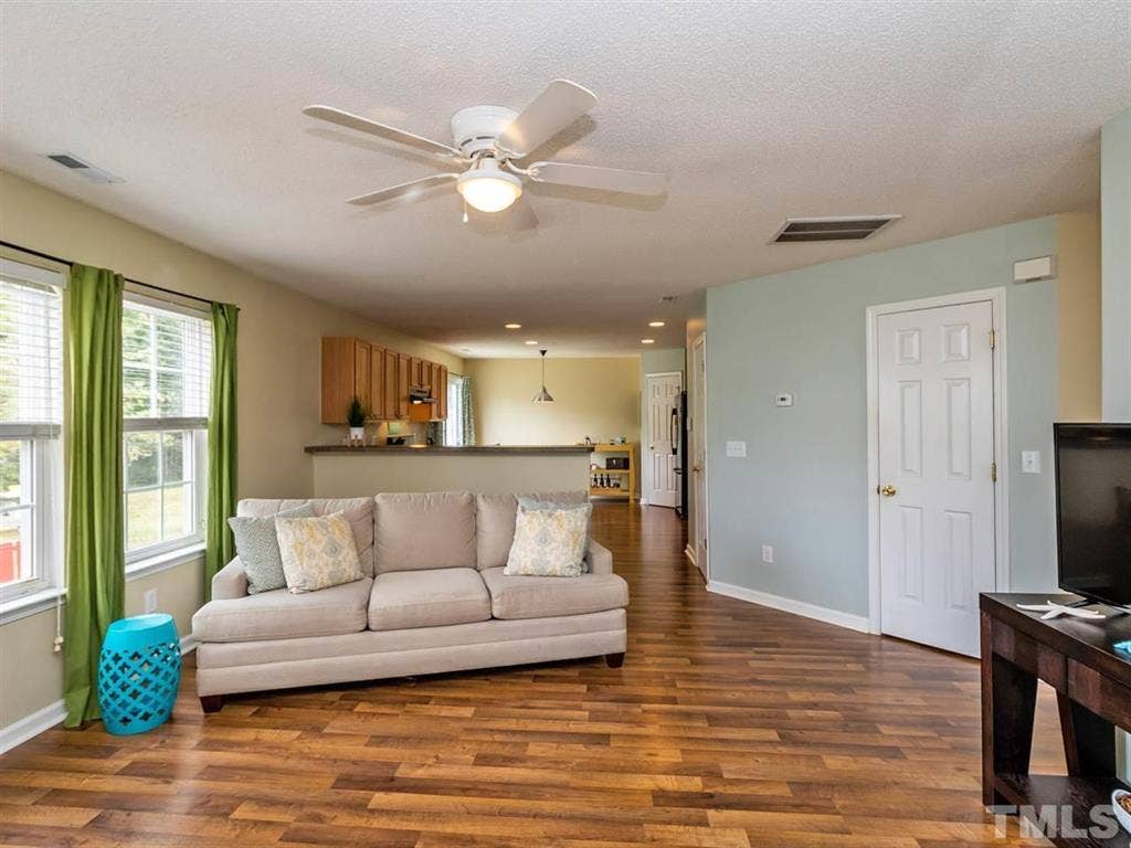 3 BR in Durham
