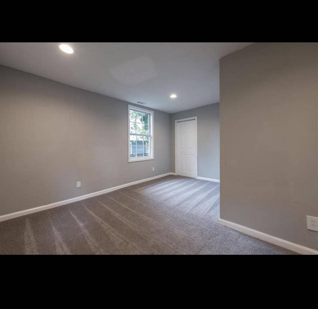Room for Rent in Lakewood Heightss