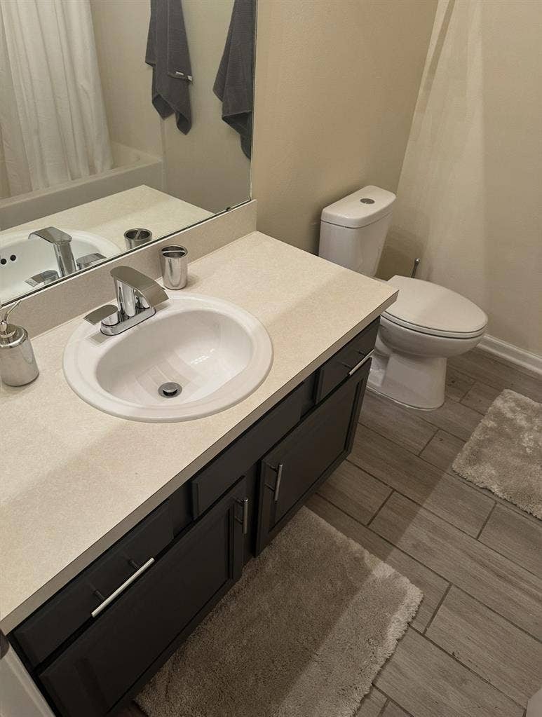 Room & Bath - Utilities Include