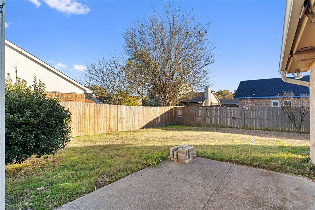 7 BR in Arlington