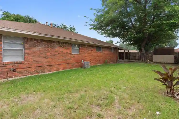 5 BR in DeSoto