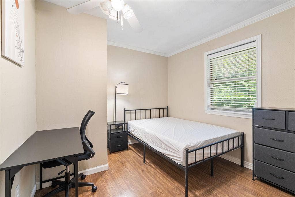 7 BR in Dallas