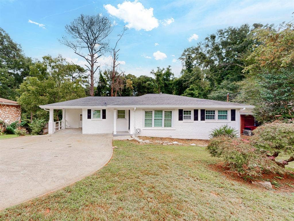 10 BR in Decatur