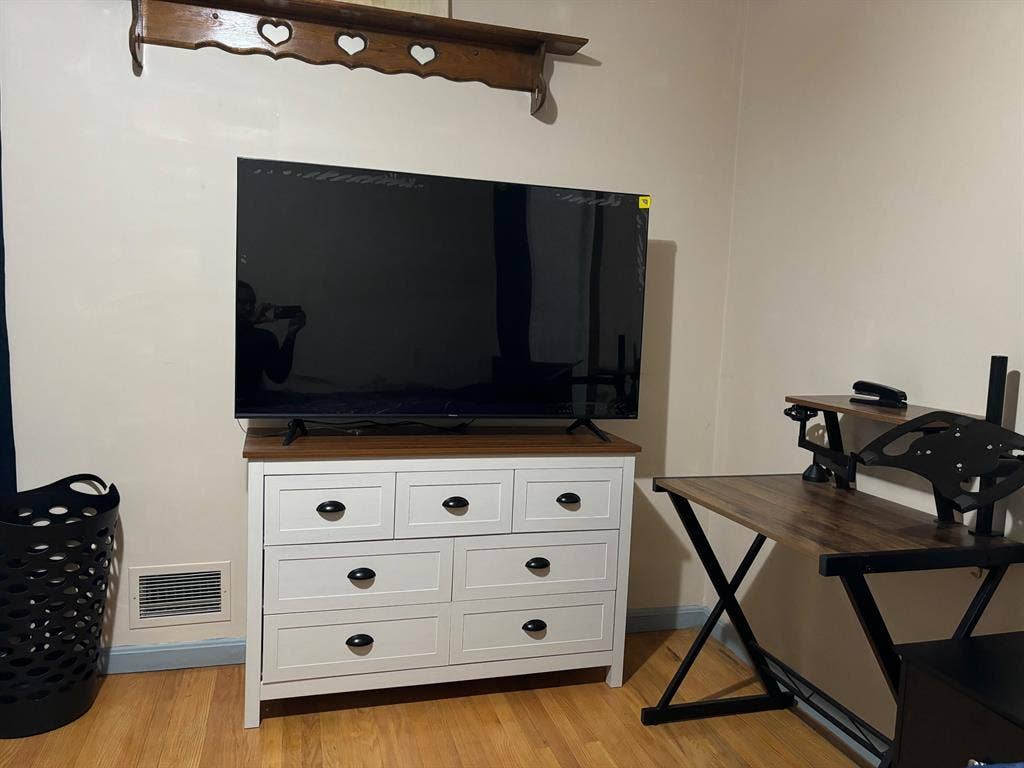 3 BR in Louisville