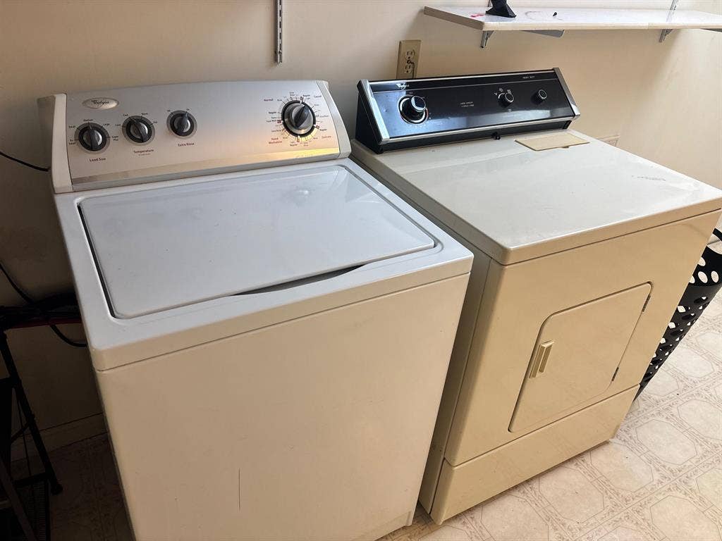 3 BR in Louisville