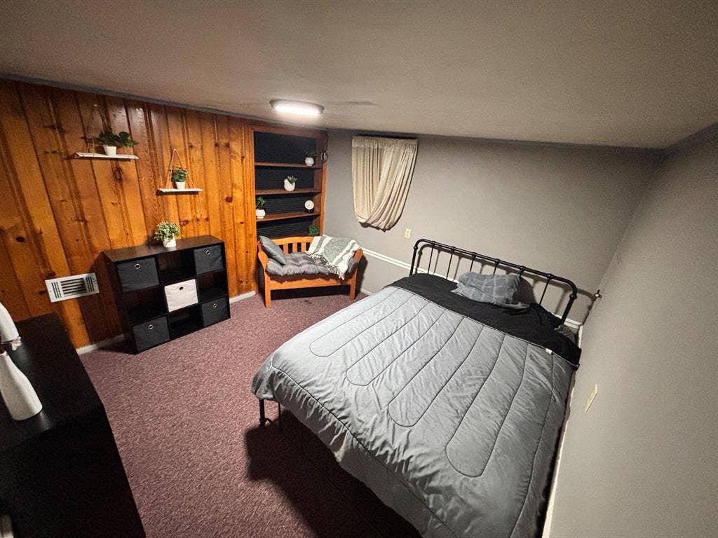 3 BR in Louisville
