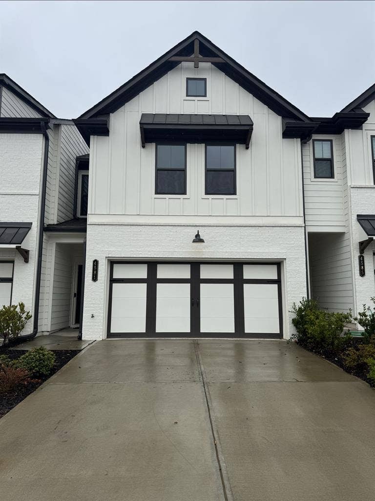 Townhome - Gainesville - UNIQUE