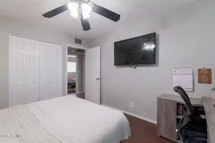 Move in special- 1BD room for rent