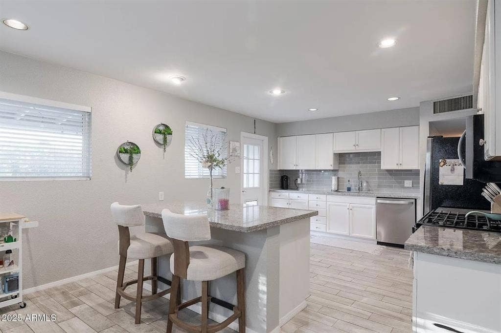 Move in special- 1BD room for rent
