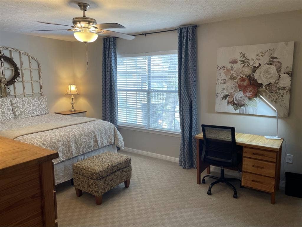 Rooms to Rent - 3/2 FWB Townhomees